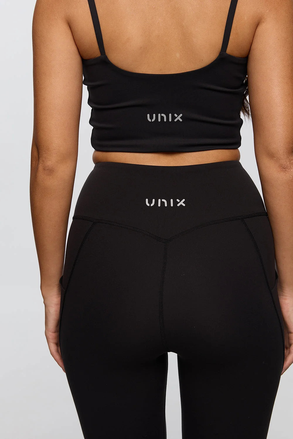 Curve Enhance Pockets Leggings | Black - Product Image